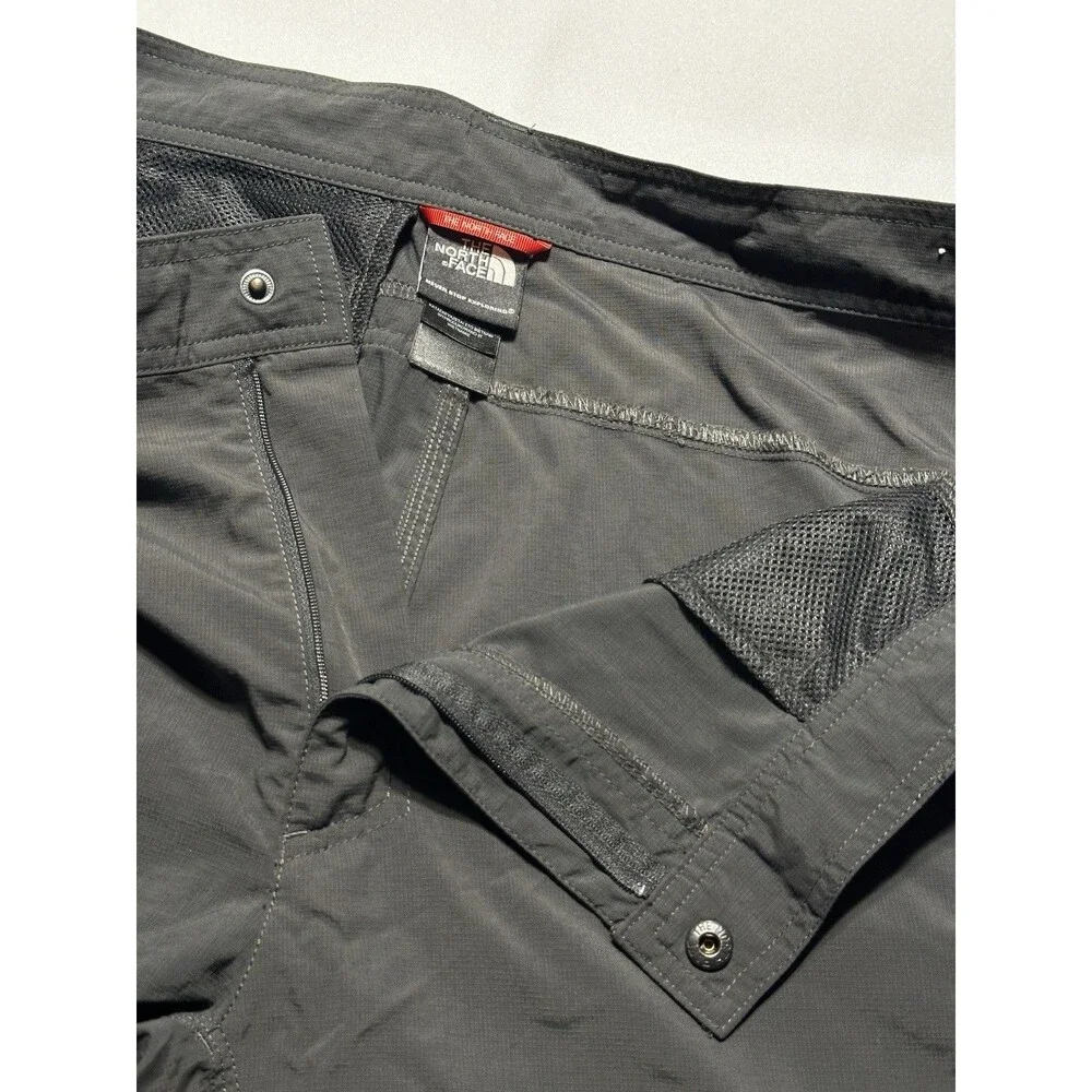 The North Face Cargo Shorts Mens Size 38 Gray Nylon Hiking Casual T338/T738
